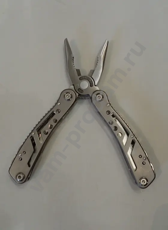 Мультинструмент многофункциональный