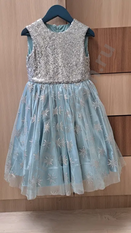 платье нарядное р-р 104