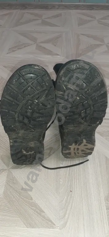 классические чёрные берцы