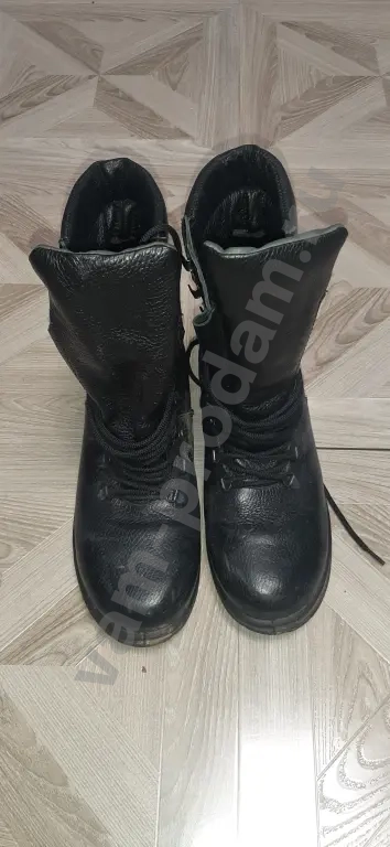 классические чёрные берцы