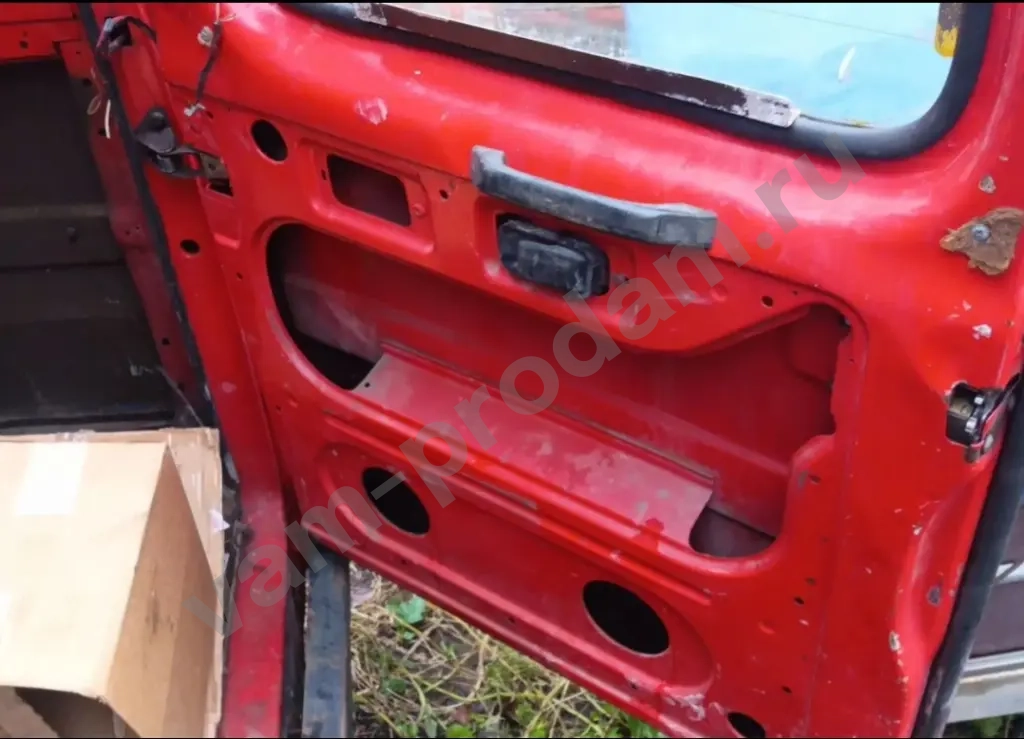 Задняя дверь Ford Transit 1989-1994