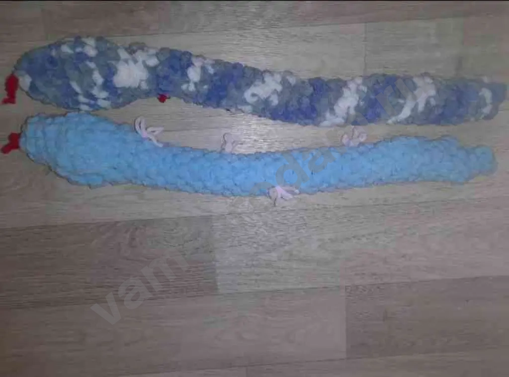 вязаные игрушки-змейки