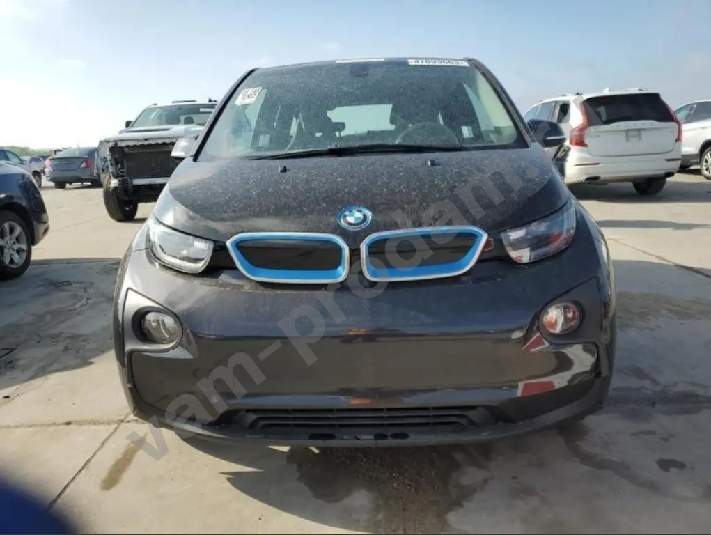 БМВ Ай 3 в разбор