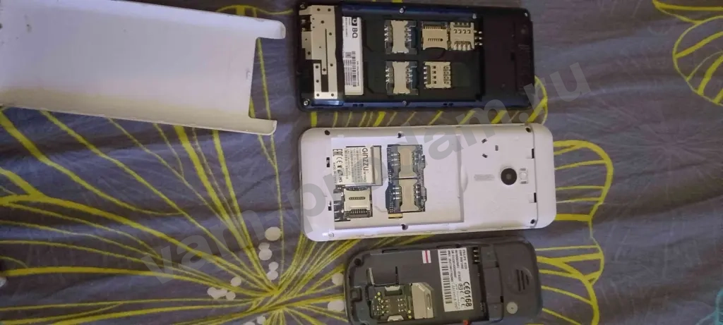 мобильные телефоны