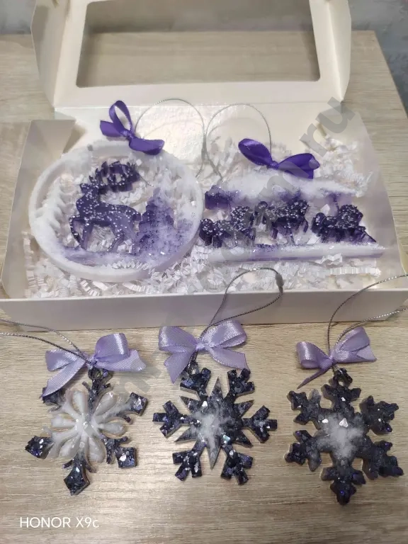 Елочные игрушки