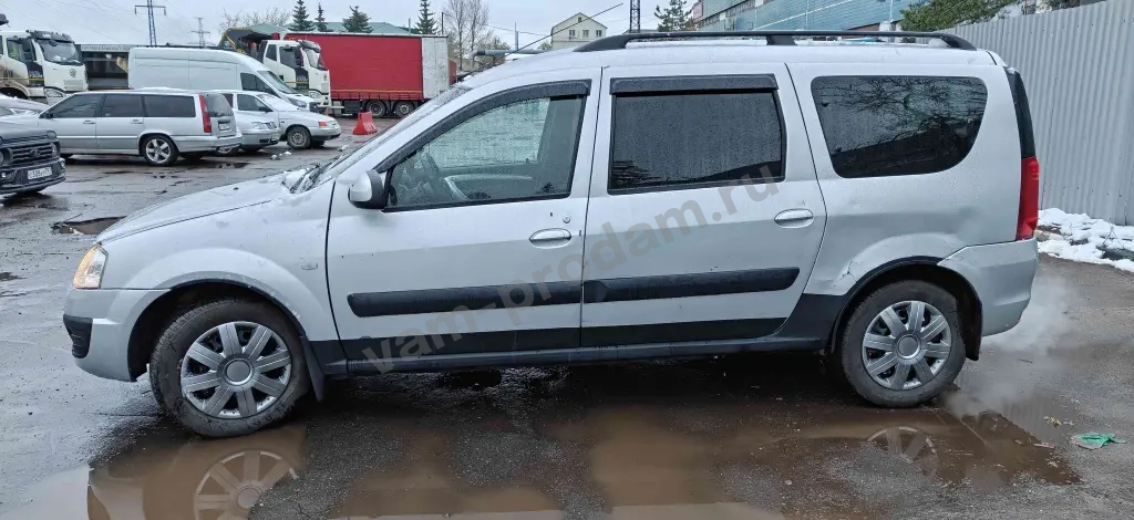 Lada Largus 2013 1.6 16кл