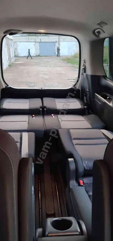 Nissan Serena C27 4wd