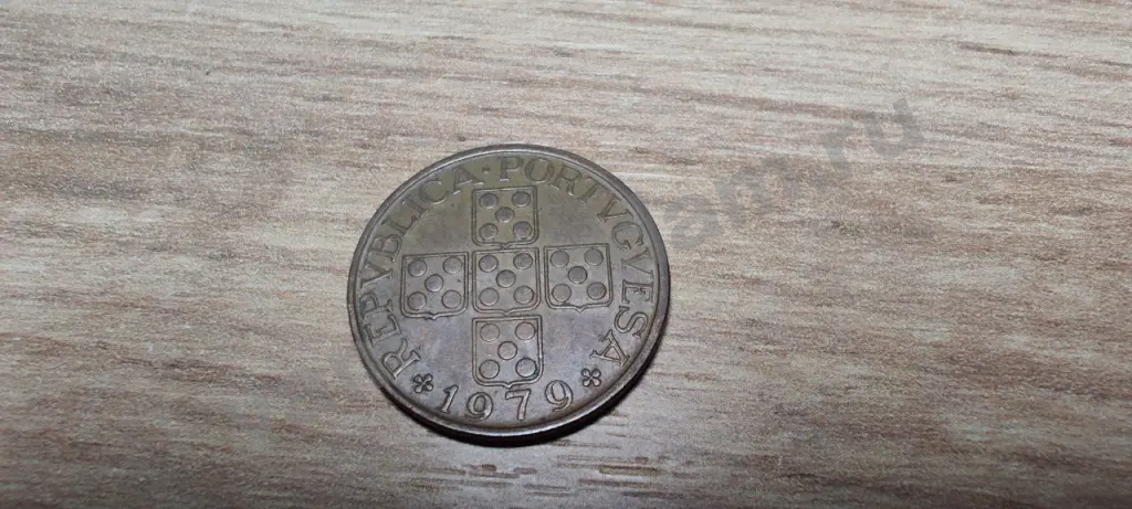50 центаво Португалия 1979