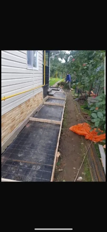 отмостка вокруг дома