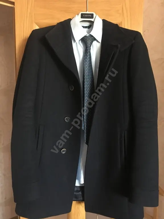 Стильное мужское пальто-френч