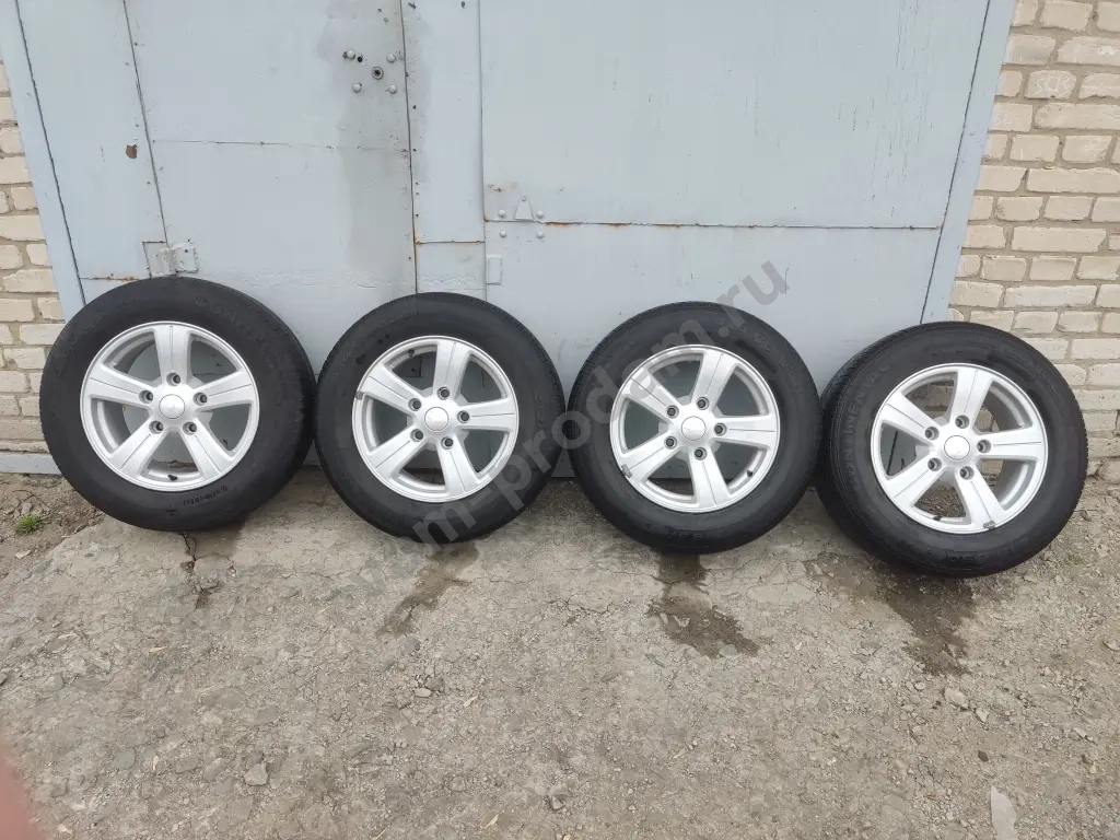 Комплект колес нива Шевроле бу