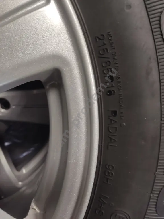 Комплект колес нива Шевроле бу