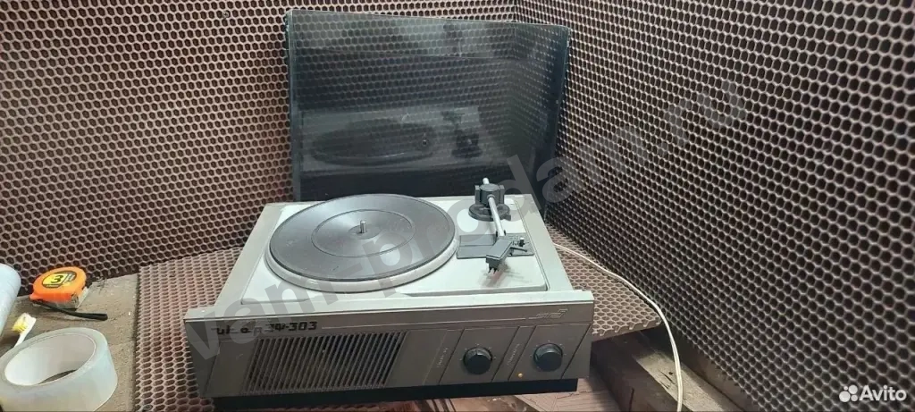 Проигрыватель на запчасти Икар эф-303