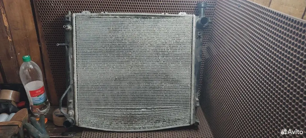 Радиатор охлаждения Kia дефект