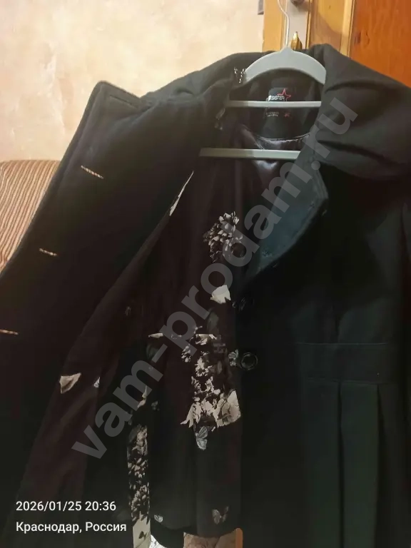 пальто до колен,на низкую девушку или девочку