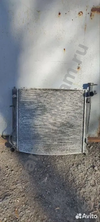 Радиатор охлаждения Kia дефект