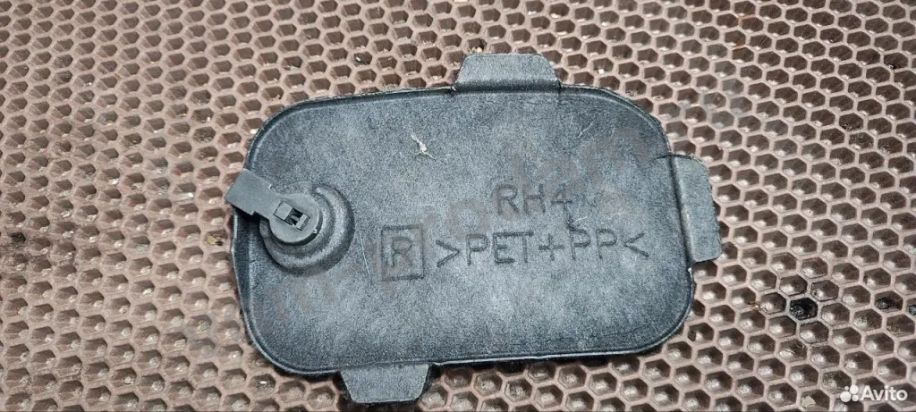 Заглушка обшивки багажника задняя правая Kia