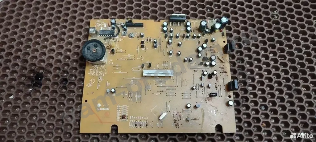 Материнская плата