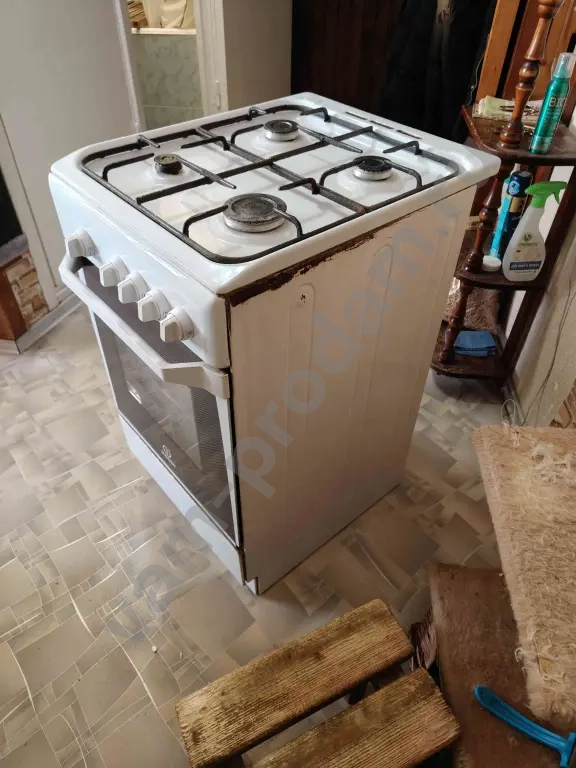 Плита газовая INDESIT knj 3g27 (б/у)