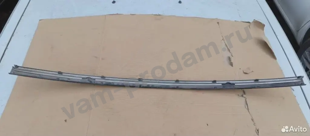 Молдинг заднего бампера центральный BMW 5 E39