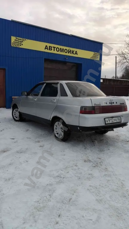 ВАЗ 2110.