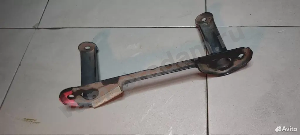 Кронштейн двигателя Bmw 3 E90 N46B20B 2006