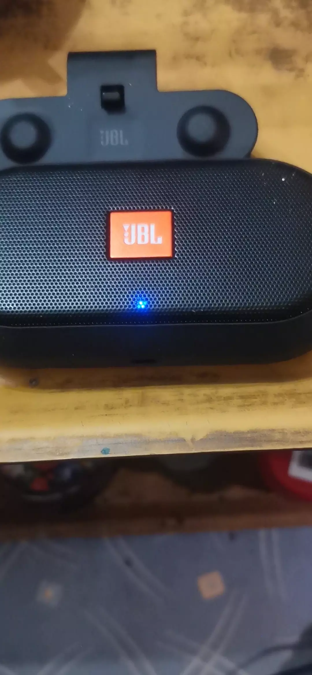 Устройство громкой связи JBL trip, bluetooth