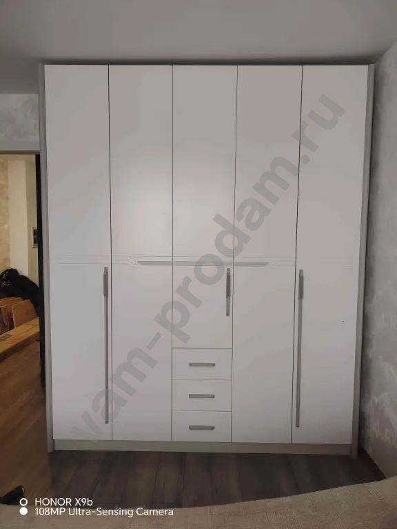 сборка разборка мебели. мелкий бытовой ремонт. в офисе. на дому.подвес телевизора и пр.