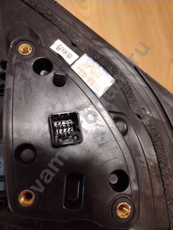 Зеркало левое Киа Рио 3 11-17г оригинал