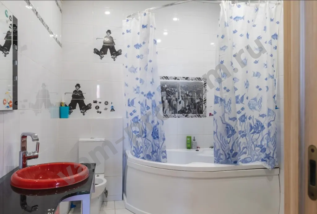 Коттедж 272 м² на участке 4 сот., Поселений (ИЖС)