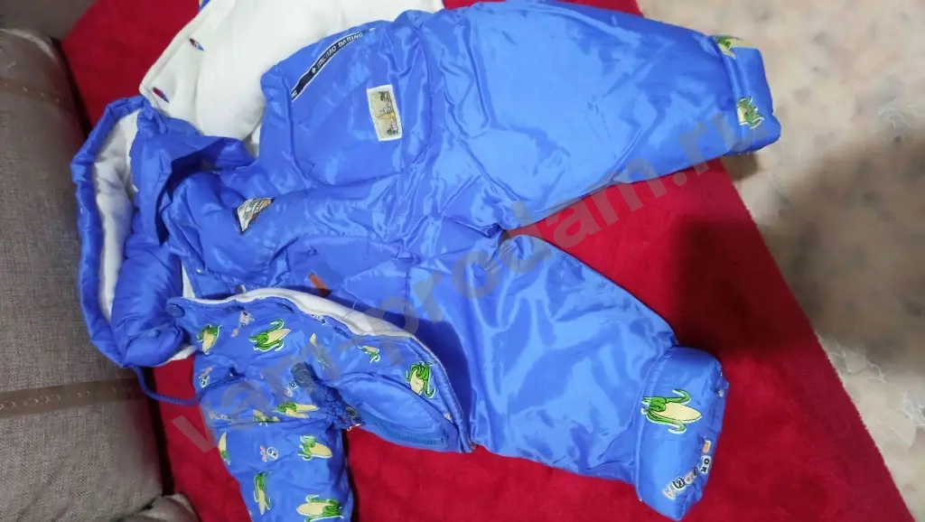 детский синий комбинезон