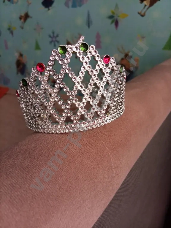 Нарядное платье на девочку до 116 см.