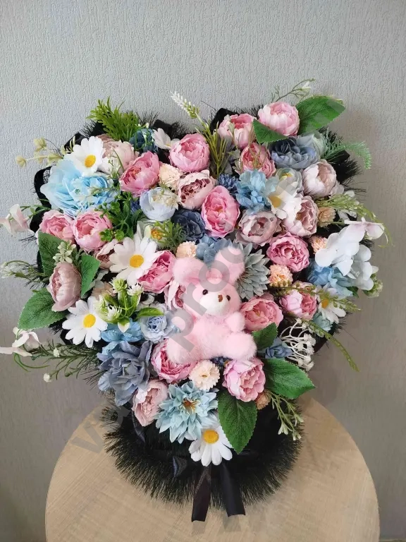 Венок ритуальный сердце