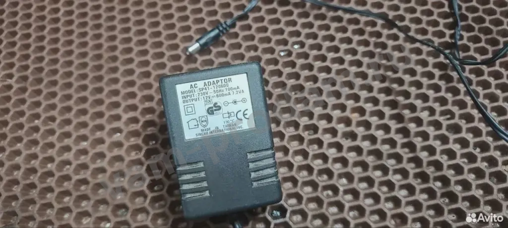 Адаптер переменного тока 12 В 600 мА SP41-120600