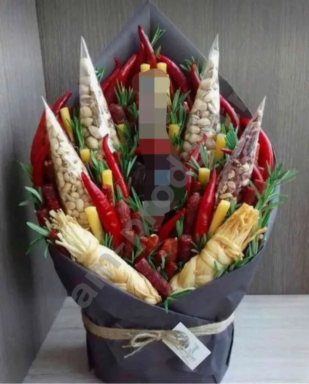 Мужские букеты с колбасой, раками