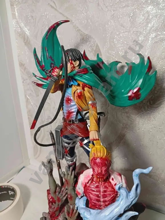 фигурка атака титанов 40см