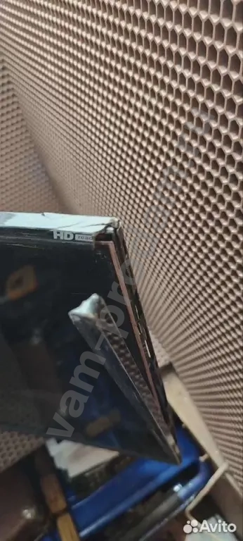Телевизор б/у битый