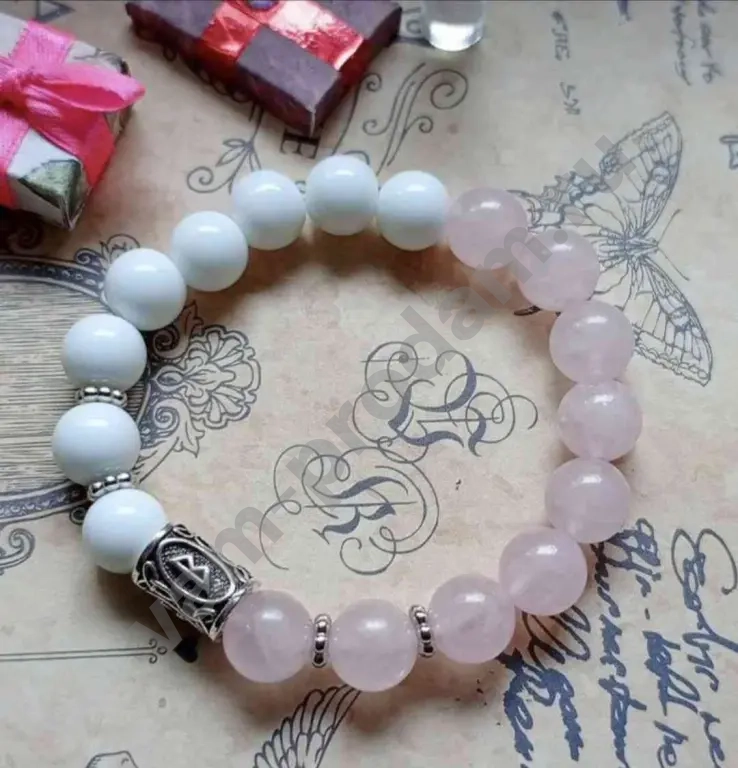 Браслет из натуральных камней