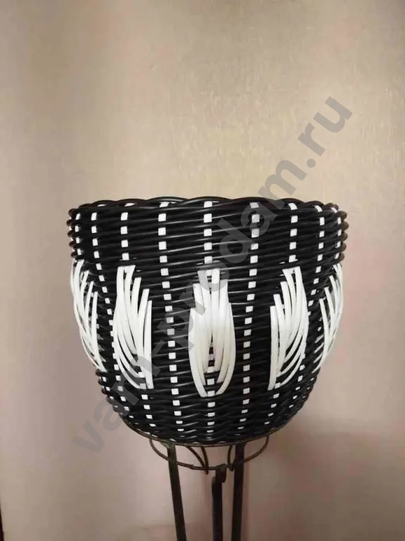 Кашпо handmade из ротанга