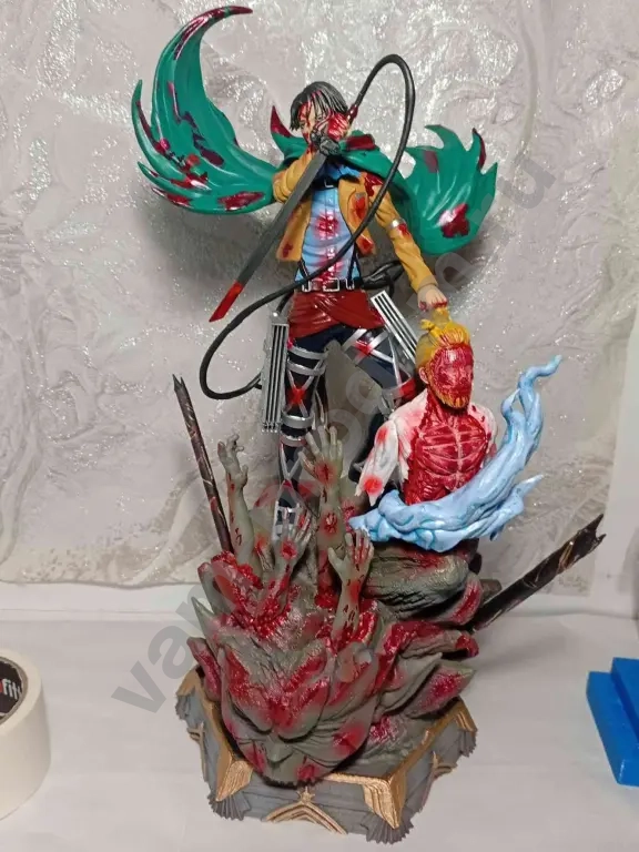 фигурка атака титанов 40см