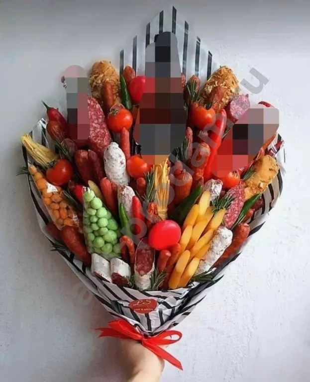 Мужские букеты с колбасой, раками