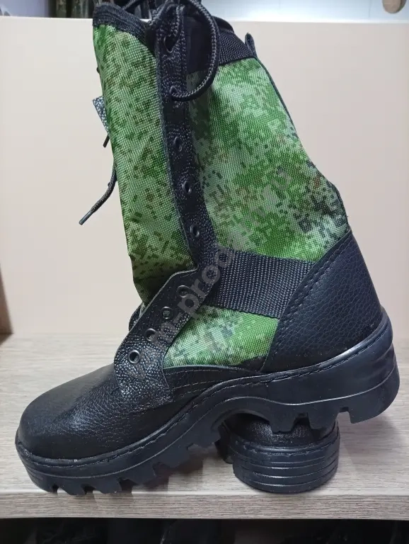 Ботинки с высоким берцем "Тропик" камуфлированные