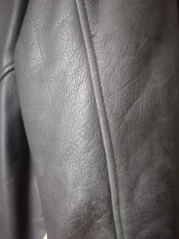 Мужская кожная куртка