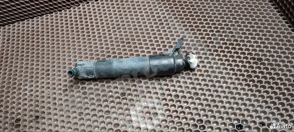 Цилиндр омывателя фар в сборе, левый Golf 5, Jetta