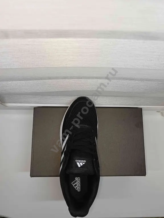 мужские кроссовки adidas