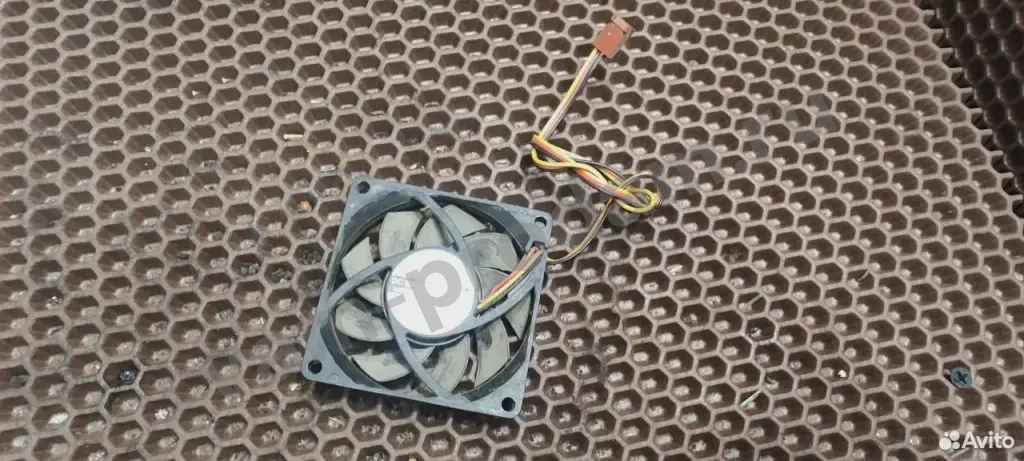 Кулер для охлаждения процессора Powerlogic