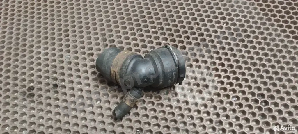 Фланец системы охлаждения Audi A3 2.0TDI