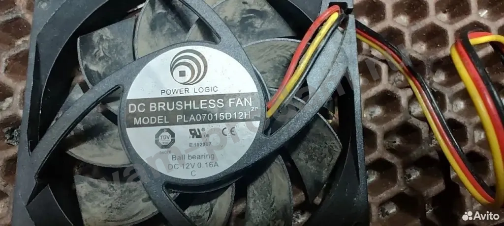 Кулер для охлаждения процессора Powerlogic