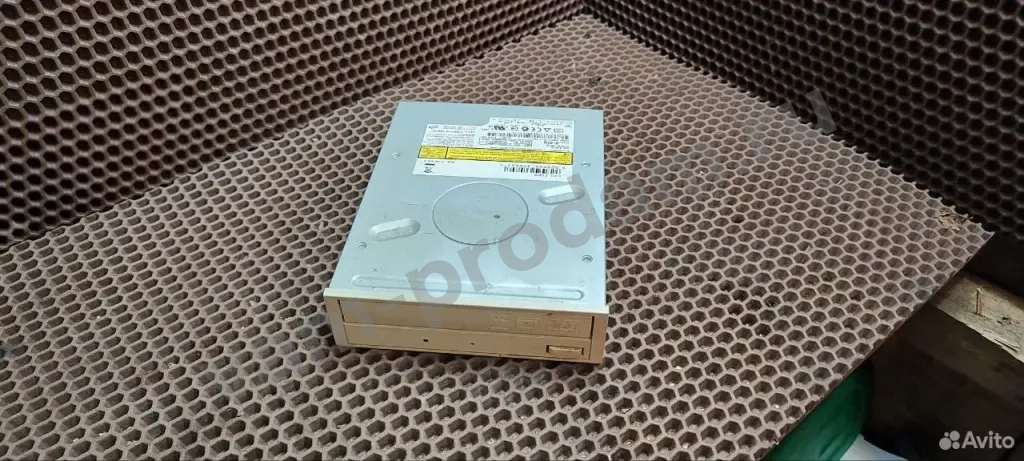 Пишущий DVD NEC на восстановление или запчасти