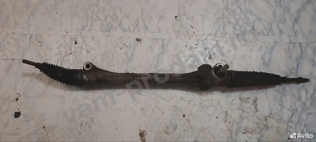 Рулевая рейка Toyota Auris e150